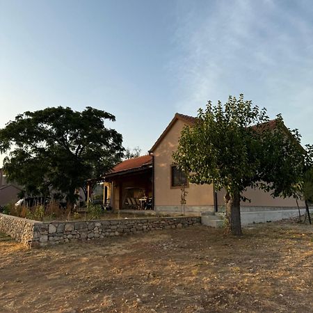 Relax And Unwind: Family-Friendly House Near Zadar In Zagrad Villa ภายนอก รูปภาพ