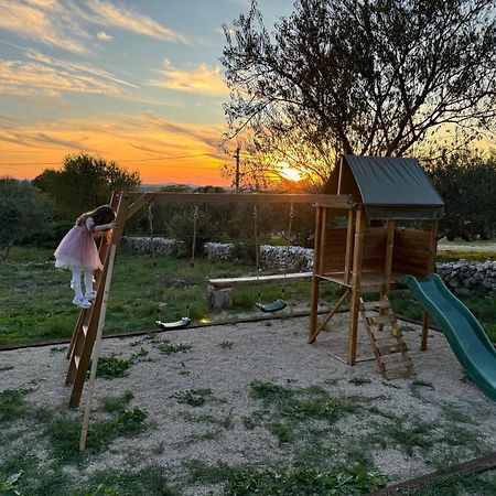 Relax And Unwind: Family-Friendly House Near Zadar In Zagrad Villa ภายนอก รูปภาพ
